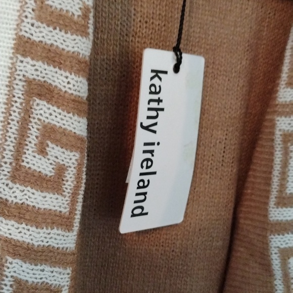 Kathy Ireland Sweater - Picture 3 of 6